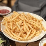 三田餃子酒場 - 