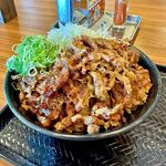 カルビ丼とスン豆腐専門店 韓丼 - 名物 カルビ丼 大盛(肉大盛り)