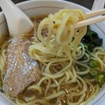 らーめん天 - らーめん醤油 太麺(大盛)