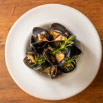 Steamed mussels spumante