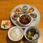 青い屋根 - 料理写真:スペシャル　１８００円