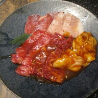 東京焼肉 平城苑 浅草総本店 - 五種盛り合わせ