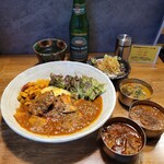 SPICY CURRY 魯珈 - 