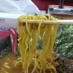 ラーメン 杉田家 - 麺リフト