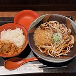 Kurumaya - 朝定食③：蕎麦(温)+カレー 420円