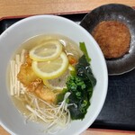 小布施パーキングエリア 下り 軽食・フードコート - うま塩鶏天ラーメンとわさびコロッケ