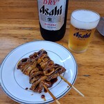 Takaraya - 先ずはビールと「とん焼き」から。