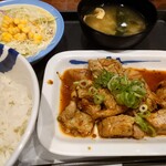 松屋 - 鶏のバター醤油炒め定食