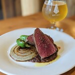 フジヤマ ハンターズ ビール - 夏鹿のステーキ