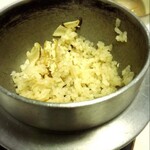 西村屋　本館 - 