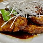 かつぎや - 濃厚だけど味付けがシンプルで豚肉の質の良さがよくわかります
