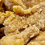 かつぎや - 一枚一枚フライヤーで丁寧に揚げてくれます