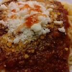 Pasta&cafe CHAYA - ミートソースアップ（粉チーズ、タバスコいっぱい）