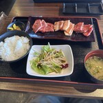 Yakiniku Kura - 