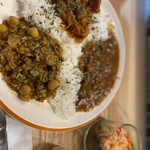 ブックカフェ 本の香り - 