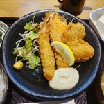 オサカナヤ YOSHINO - 限定ランチ(エビフライと大粒ホタテフライ) 1,000円 ♪