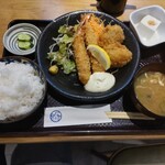 Osakanaya Yoshino - 限定ランチ(エビフライと大粒ホタテフライ) 1,000円 ♪