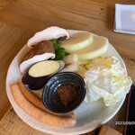 炭焼地鶏 山蔵 - 