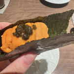 鮨 由う - ウニ、カニ、キャビア