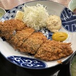 浜焼き海鮮居酒屋 大庄水産 - 【2023.9.19(火)】鯖カツおろしポン酢定食（並盛）980円の鯖カツ
