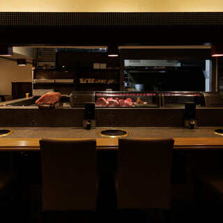 【1〜2名様向けカウンター席】