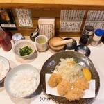 とん太 - 特ヒレ