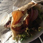 ダブルドアーズ - 2013/10 自家製グラハム入りピタパンブレッドを使った
      フィッシュサンドウィッチ（スープ、ベイクドポテトではなくキッシュ、ドリンク付き）1,400円