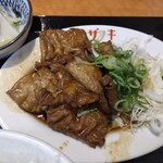 箱ざき食堂～米ともつ煮 ホルモン定食～ - 極上シロタレ