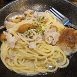 Ciao centro - 豚バラ肉となめこの和風パスタ