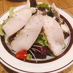 イル・プーモ - 自家製丹波鶏ハムのシーザーサラダ