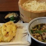 丸亀製麺 - 肉汁つけ麺にキス天とレンコン天