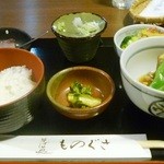 Sobadokoro Monogusa - 豚の角煮ランチ