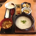 Akagi An - 関越道の赤城高原SA下り、あかぎ庵で「あさがゆ定食」をいただきます(^-^)
                        さっぱりした味わいがいいですね〜♪