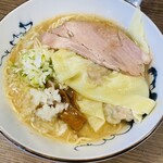 室蘭ラーメン 雷文 - 