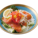 サラダ風　サーモンのマリネ