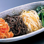韓式拌菜拼盤