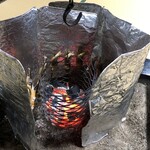 山楽 - 囲炉裏で魚を焼く