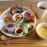 ハーブカフェ 鈴廼園 - ハーブプレートランチ