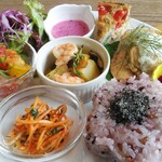 ハーブカフェ 鈴廼園 - ハーブプレートランチ