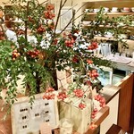 炭火焙煎珈琲・凛 - 季節が変わったらおいでよ、レジの秋色