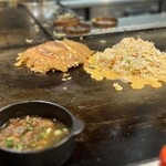 味乃家 - 濃いめのしっかりした味付けの「すじ煮込み」ビールがすすむ