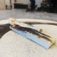 RESTAURANT SALT - ③【葱、鴨油】
                      　深谷葱の鴨油+生姜コンフィの炭火焼き、葱炭+塩のパウダー