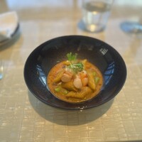 ベージュ アラン・デュカス 東京 - 