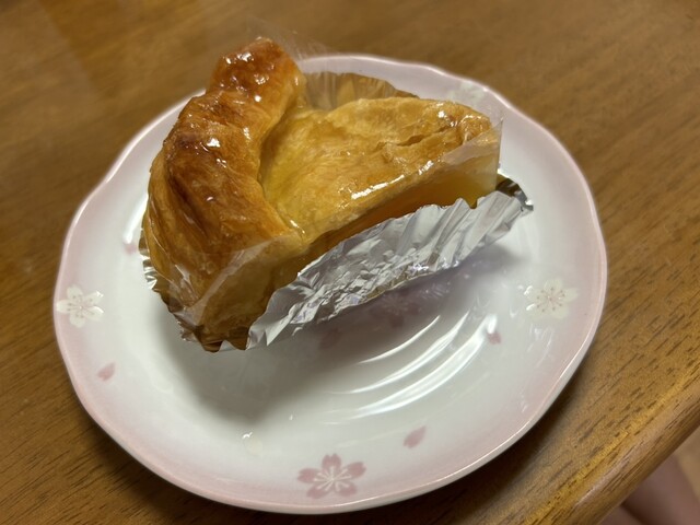 能代の人気ケーキ店『ケーキのメルヘン』- 手作りスイーツと居心地の良いカフェ