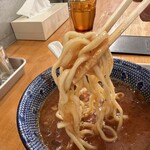 極濃湯麺 フタツメ - 【2023.9.19(火)】麺をスープに浸けた