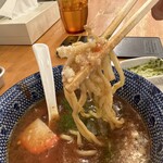 極濃湯麺 フタツメ - 【2023.9.19(火)】麵をスープに浸けた