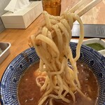 極濃湯麺 フタツメ - 【2023.9.19(火)】麵をスープに浸けた
