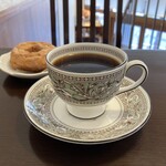 ツェーンコーヒー - スペシャルブレンド（700円）＋ドーナツ（190円）