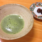 Chiba - 食後の抹茶。暑い時期にはかき氷も選べる。