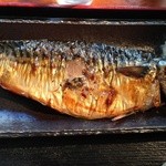 炭火焼イタリアン 海串 ブラーチェ - 文化サバの炭火焼きアップ